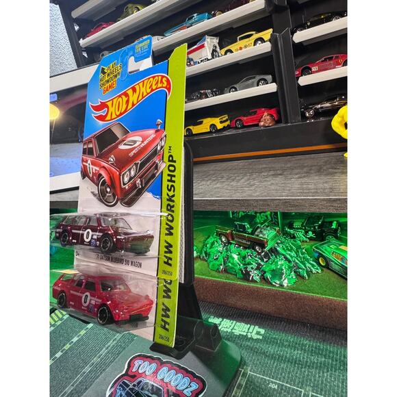 Hot wheels 2014 super Treasure Hunt & main smooth  71 Datsun bluebird 510 wagon - Picture 3 of 5